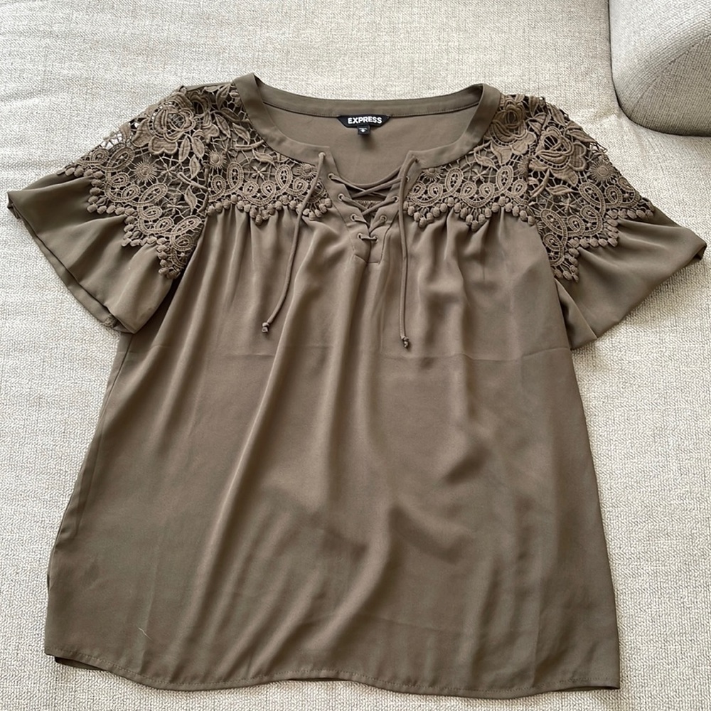 Express Blouse